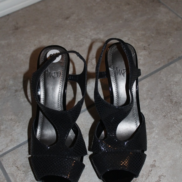Impo, black 3-4 inch heel - Picture 2 of 3